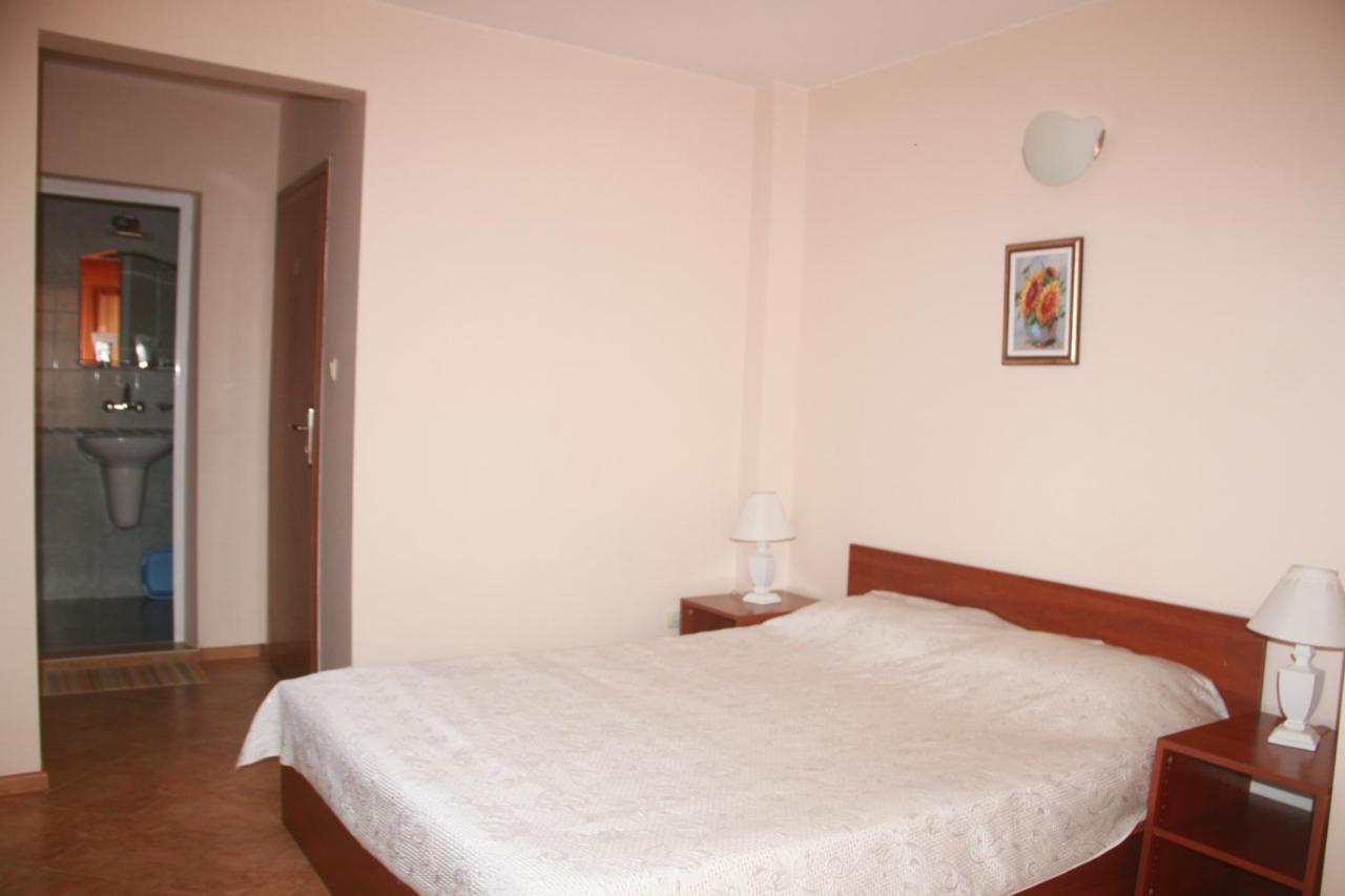 Family Hotel Emilia Sozopol Zewnętrze zdjęcie