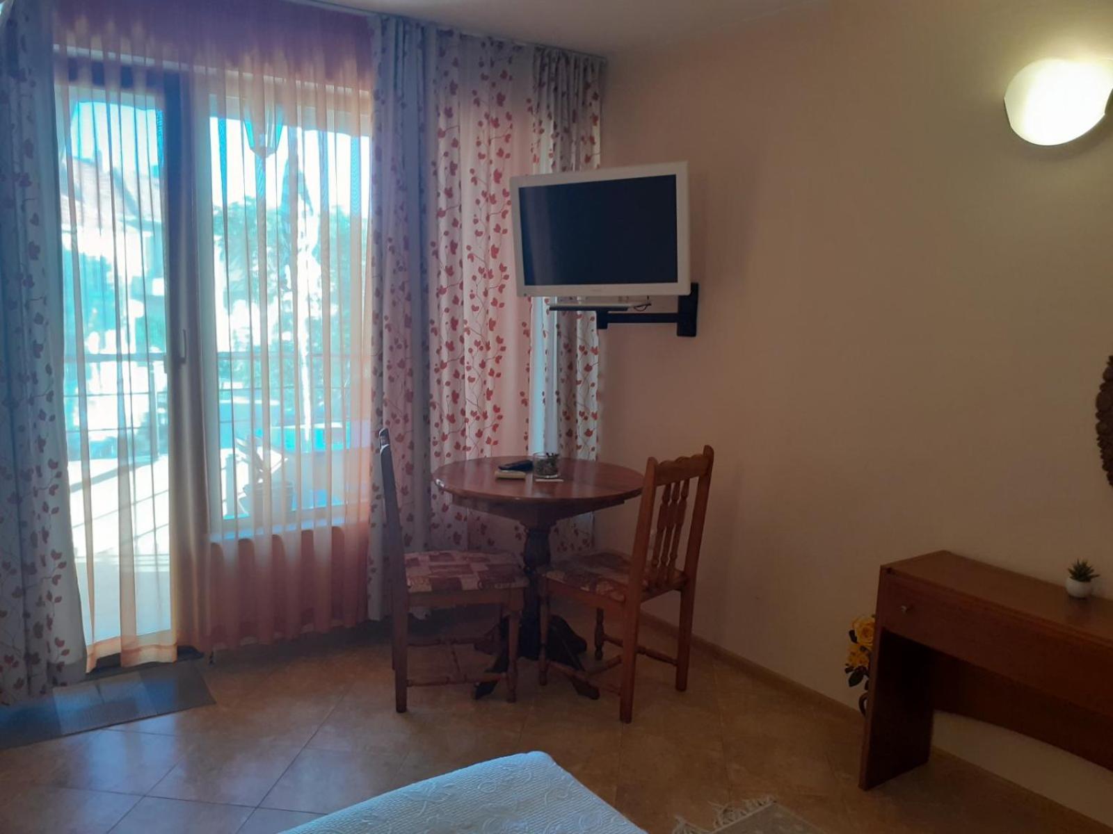 Family Hotel Emilia Sozopol Zewnętrze zdjęcie