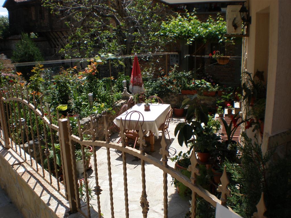 Family Hotel Emilia Sozopol Zewnętrze zdjęcie